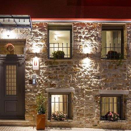 Οniro Comfort Living Ioannina Bagian luar foto