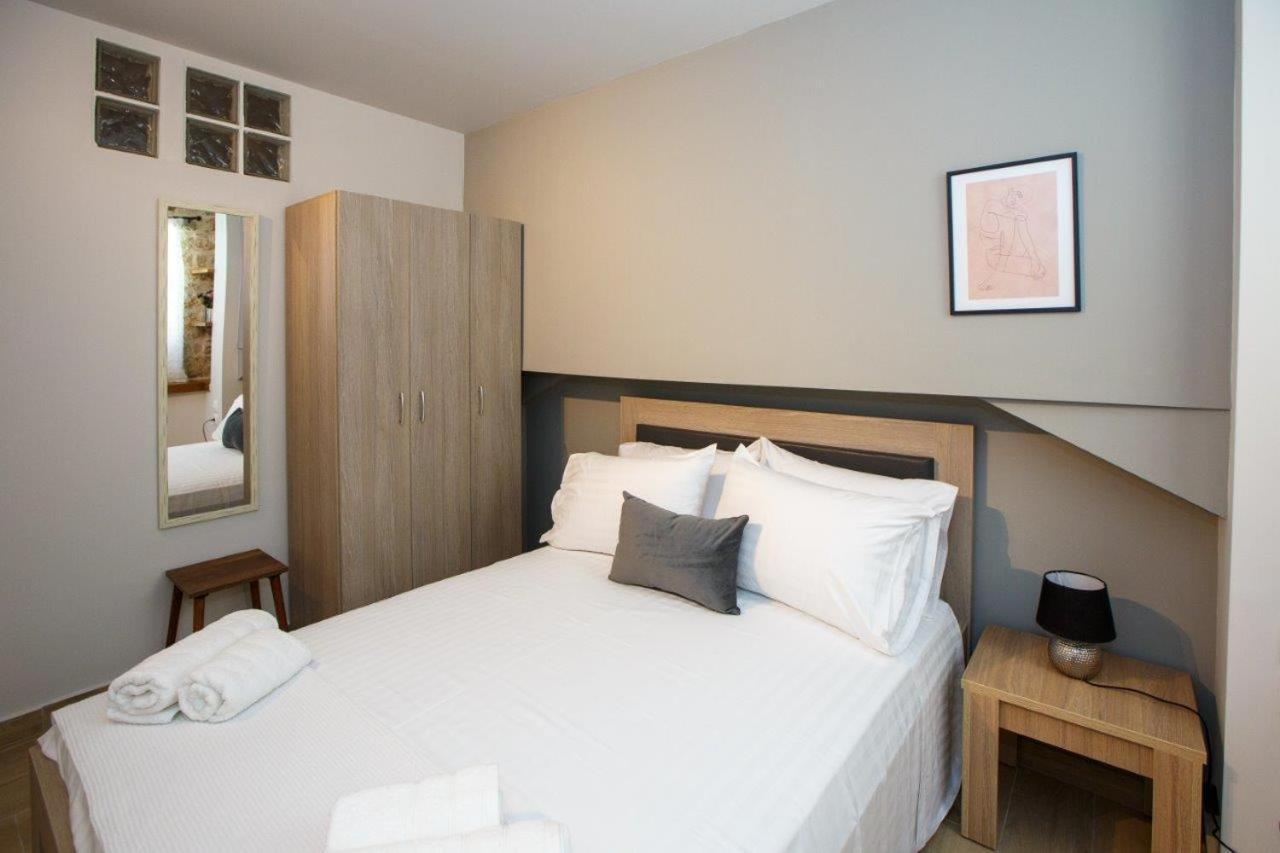 Οniro Comfort Living Ioannina Bagian luar foto