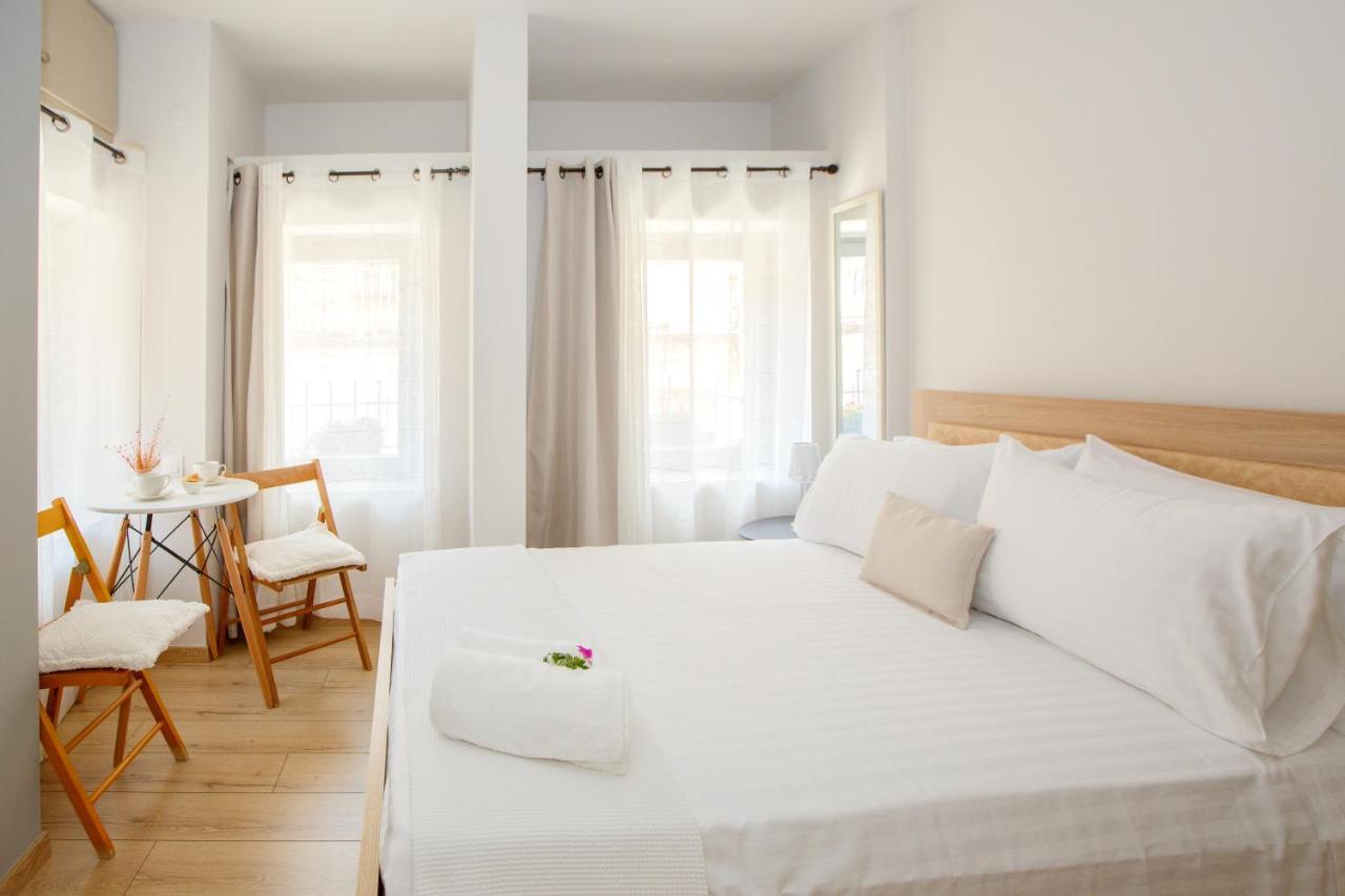 Οniro Comfort Living Ioannina Bagian luar foto