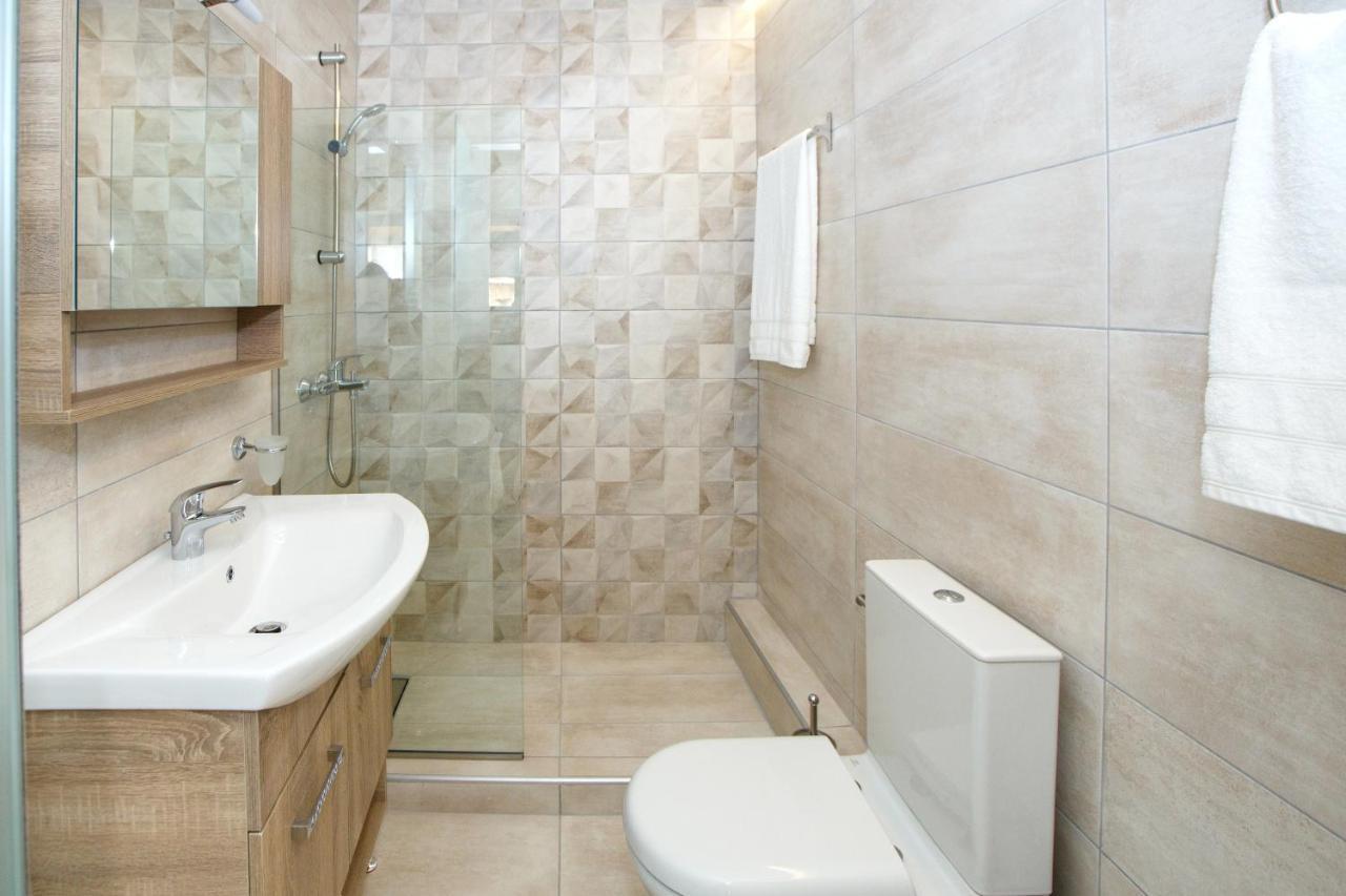 Οniro Comfort Living Ioannina Bagian luar foto