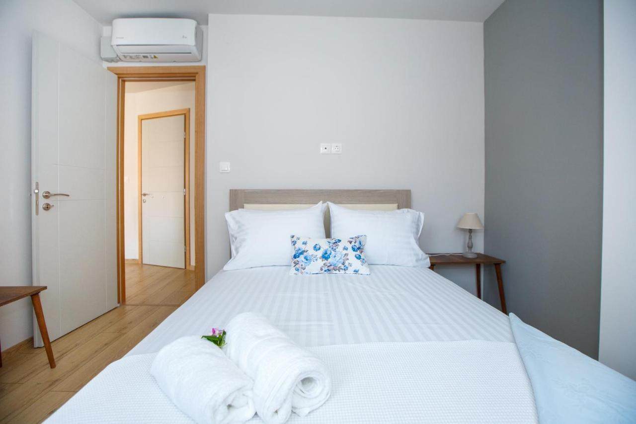 Οniro Comfort Living Ioannina Bagian luar foto
